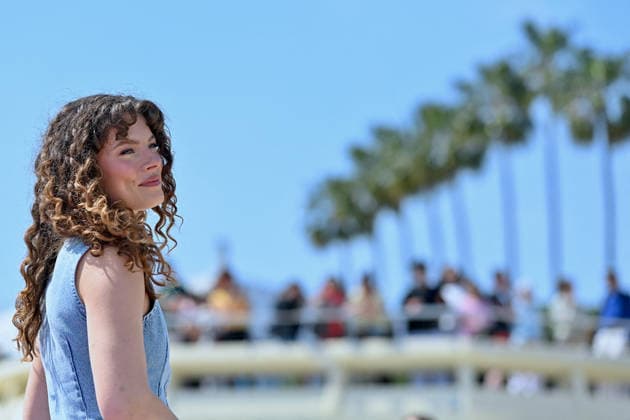 9th Cannes Series - Snake Killer Photocall. FC CANNES, FRANCE - APRIL 25 Mira Elisa Obling attends the Snake Killer Photocall at the 9th Canneseries International Festival at Plage Du Majestic on April 25, 2026 in Cannes, France. Photo by Franck Castel ABACAPRESS.COM Cannes France  Copyright: xCastelxFranck ABACAx