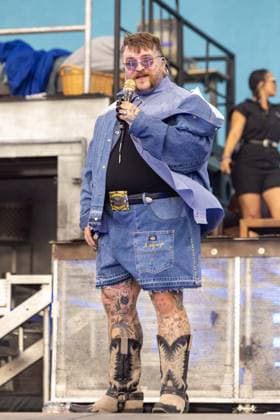 April 25, 2026, Indio, California, U.S: TEDDY SWIMS during Stagecoach Music Festival at Empire Polo Club in Indio, California Indio U.S  - ZUMAs135 20260425_zap_s135_098 Copyright: xDanielxDeSloverx