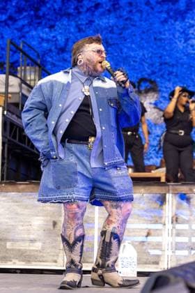 April 25, 2026, Indio, California, U.S: TEDDY SWIMS during Stagecoach Music Festival at Empire Polo Club in Indio, California Indio U.S  - ZUMAs135 20260425_zap_s135_088 Copyright: xDanielxDeSloverx