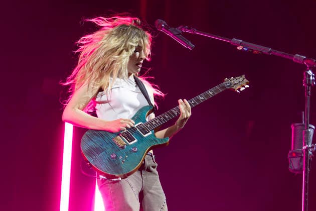 The Warning perform at AO Arena Daniela Villarreal VÃ lez of Mexican rock band The Warning performs at AO Arena, Manchester, 25th April 2026, Credit:Mike Gray Avalon  Copyright: xMikexGrayx xAvalonx 1094365779