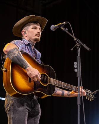 April 25, 2026, Indio, California, U.S: Musician BENJAMIN TOD during Stagecoach Music Festival at Empire Polo Club in Indio, California Indio U.S  - ZUMAs135 20260425_zap_s135_037 Copyright: xDanielxDeSloverx