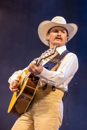 April 25, 2026, Indio, California, U.S: Musician BRAXTON KEITH during Stagecoach Music Festival at Empire Polo Club in Indio, California Indio U.S  - ZUMAs135 20260425_zap_s135_022 Copyright: xDanielxDeSloverx