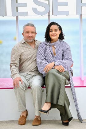 9th Cannes Series - Prisoner Photocall. FC CANNES, FRANCE - APRIL 26 Eddie Marsan and Izuka Hoyle attends the Prisoner Photocall at the 9th Canneseries International Festival at Plage Du Majestic on April 26, 2026 in Cannes, France. Photo by Franck Castel ABACAPRESS.COM Cannes France  Copyright: xCastelxFranck ABACAx