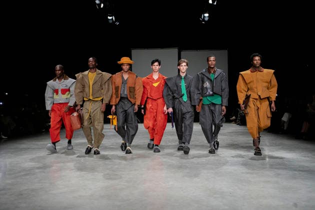 (260426) -- JOHANNESBURG, April 26, 2026 -- Models present creations during the South African Fashion Week in Johannesburg, South Africa, April 25, 2026. (Photo by Xinhua) SOUTH AFRICA-JOHANNESBURG-FASHION WEEK IhsaanxHaffejee 