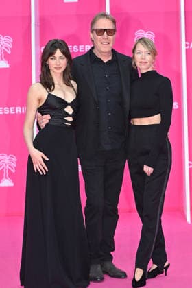 Pink Carpet - The 9th Canneseries International Festival - Day 4 FC CANNES, FRANCE - APRIL 26 Bianca Hauda, Rhys Ifans and Anna Maxwell Martin attend Day Four of the 9th Canneseries International Festival on April 26, 2026 in Cannes, France. Photo by Franck Castel ABACAPRESS.COM Cannes France  Copyright: xCastelxFranck ABACAx