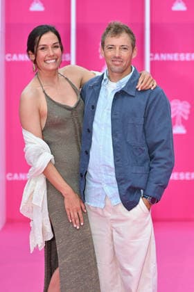 Pink Carpet - The 9th Canneseries International Festival - Day 4 FC CANNES, FRANCE - APRIL 26 Thomas Ruyant and guest attend Day Four of the 9th Canneseries International Festival on April 26, 2026 in Cannes, France. Photo by Franck Castel ABACAPRESS.COM Cannes France  Copyright: xCastelxFranck ABACAx