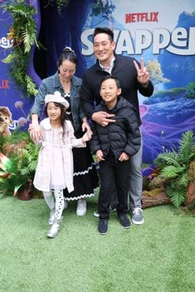 LOS ANGELES, CALIFORNIA - APRIL 26:Kaia Kim, Julie Nguyen, Jeff Kim and Jordan Kim of the Crunch Fam at the Premiere of Netflix s Swapped at Netflix Tudum Theater on April 26, 2026 in Los Angeles, California. Copyright: xAdMediax MediaPunchx
