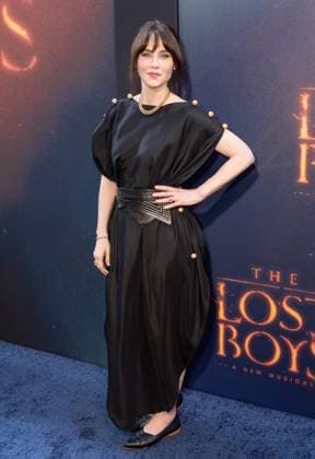 April 26, 2026, Bronx, New York, USA: Zooey Deschanel attends Lost Boys opening night on Broadway at Palace Theatre in New York, NY on April 26, 2026. Bronx USA - ZUMAr339 20260426_znp_r339_117 Copyright: xLevxRadinx