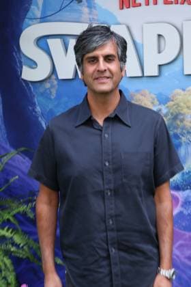 LOS ANGELES, CALIFORNIA APRIL 26 Siddhartha Khosla at the Premiere of Netflix s Swapped at Netflix Tudum Theater on April 26, 2026 in Los Angeles, California Credit AdMedia 455412 2026 04 26  Copyright: xAdMediax STAR_455412_030