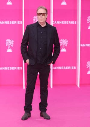 Rhys Ifans on the pink carpet at the 9th edition of Canneseries in Cannes April 26th, 2026 Denis Guignebourg Bestimage Celebrities on the pink carpet at the 9th edition of Canneseries in Cannes April 26th, 2026 Cannes France  Copyright: xDenisxGuignebourgx xBestimagexDenisxGuignebourgx xBestimagex