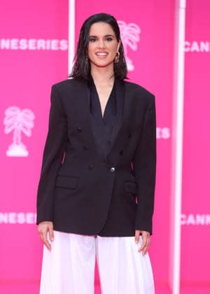 Hiba Bennani on the pink carpet at the 9th edition of Canneseries in Cannes April 26th, 2026 Denis Guignebourg Bestimage Celebrities on the pink carpet at the 9th edition of Canneseries in Cannes April 26th, 2026 Cannes France  Copyright: xDenisxGuignebourgx xBestimagexDenisxGuignebourgx xBestimagex