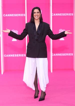 Hiba Bennani on the pink carpet at the 9th edition of Canneseries in Cannes April 26th, 2026 Denis Guignebourg Bestimage Celebrities on the pink carpet at the 9th edition of Canneseries in Cannes April 26th, 2026 Cannes France  Copyright: xDenisxGuignebourgx xBestimagexDenisxGuignebourgx xBestimagex