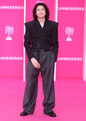 Roman Doduik on the pink carpet at the 9th edition of Canneseries in Cannes April 26th, 2026 Denis Guignebourg Bestimage Celebrities on the pink carpet at the 9th edition of Canneseries in Cannes April 26th, 2026 Cannes France  Copyright: xDenisxGuignebourgx xBestimagexDenisxGuignebourgx xBestimagex