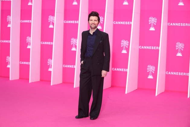 Adam Scott on the pink carpet at the 9th edition of Canneseries in Cannes April 26th, 2026 Denis Guignebourg Bestimage Celebrities on the pink carpet at the 9th edition of Canneseries in Cannes April 26th, 2026 Cannes France  Copyright: xDenisxGuignebourgx xBestimagexDenisxGuignebourgx xBestimagex