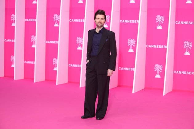 Adam Scott on the pink carpet at the 9th edition of Canneseries in Cannes April 26th, 2026 Denis Guignebourg Bestimage Celebrities on the pink carpet at the 9th edition of Canneseries in Cannes April 26th, 2026 Cannes France  Copyright: xDenisxGuignebourgx xBestimagexDenisxGuignebourgx xBestimagex