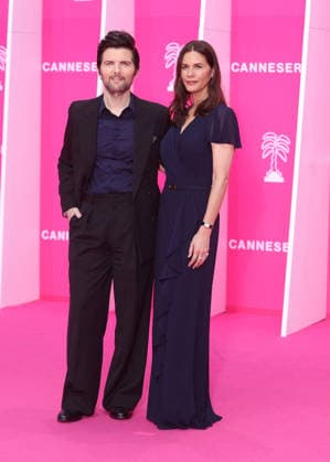 Adam Scott and Naomi Scott on the pink carpet at the 9th edition of Canneseries in Cannes April 26th, 2026 Denis Guignebourg Bestimage Celebrities on the pink carpet at the 9th edition of Canneseries in Cannes April 26th, 2026 Cannes France  Copyright: xDenisxGuignebourgx xBestimagexDenisxGuignebourgx xBestimagex