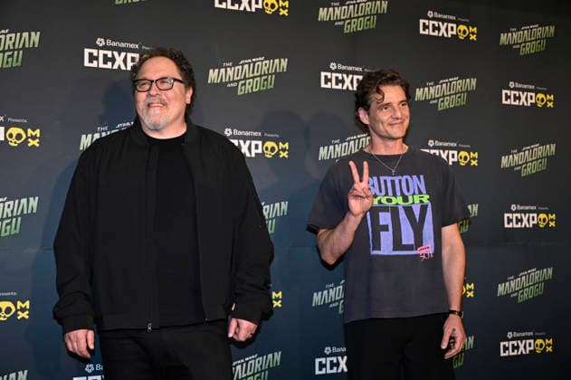 The Mandalorian and Grogu Photocall - CCXP Director Jon Favreau and actor Pedro Pascal pose for photos during The Mandalorian and Grogu photocall as part of the pop culture festival CCXP Comic Con Experience at Centro Banamex on April 26, 2026 in Mexico City, Mexico. (Photo by Carlos Tischler Eyepix Group) Copyright: xCarlosxTischler xEyepixxGroupx CT_26042026_182496