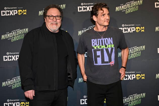 The Mandalorian and Grogu Photocall - CCXP Director Jon Favreau and actor Pedro Pascal pose for photos during The Mandalorian and Grogu photocall as part of the pop culture festival CCXP Comic Con Experience at Centro Banamex on April 26, 2026 in Mexico City, Mexico. (Photo by Carlos Tischler Eyepix Group) Copyright: xCarlosxTischler xEyepixxGroupx CT_26042026_182503