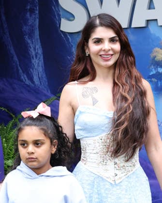 Los Angeles premiere of Netflix s Swapped at Netflix Tudum Theater Featuring: Ava Lee, Alyssa Brook Lee Where: Los Angeles, California, United States When: 26 Apr 2026 Credit: Faye s Vision Cover Images EDITORIAL USE ONLY. NOT FOR USE BY NEWSPAPERS BASED IN THE UK. Copyright: xx coverimg55647678