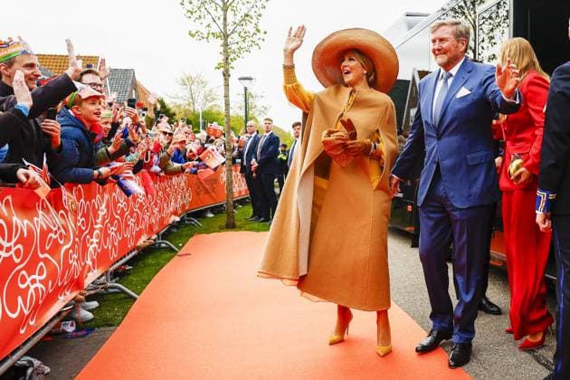 Dokkum, The Netherlands, 2026-04-27 11:05:24 DOKKUM, 27-04-2026 , Dokkum City Centre King Willem-Alexander and Queen Maxima during King s Day 2026 in Dokkum Photo: NLBeeld POOL Sem van der Wal Credit: NL Beeld Patrick van Emst  Copyright: xx x