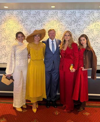 27-04-2026 Koningsdag King Willem-Alexander and Queen Maxima and Princess Amalia and Princess Alexia and Princess Ariane ready for Kingsday in Dokkum, Friesland.  Copyright: xPPEx