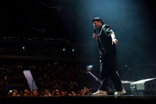 Johannes Oerding live at a concert of his Arena Tour in the Messehalle Erfurt, 26 04 2026 Foto:xM.xKremerx xFuturexImagex oerding_6445