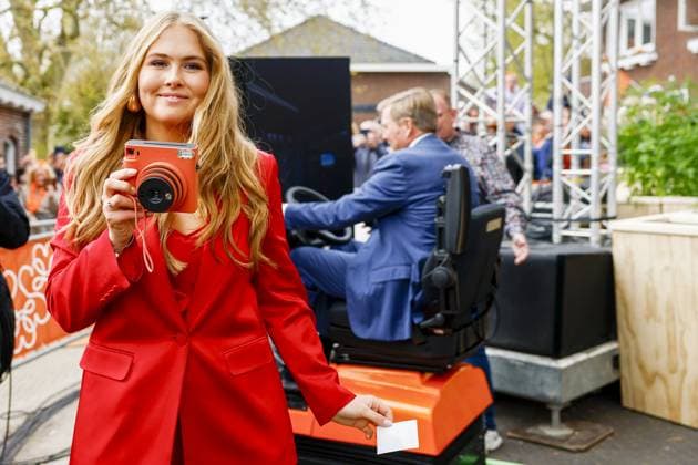 Dokkum, The Netherlands, 2026-04-27 11:36:36 DOKKUM, 27-04-2026 , Dokkum City Centre King Willem-Alexander and Princess Amalia during King s Day 2026 in Dokkum Photo: NLBeeld POOL Sem van der Wal Credit: NL Beeld Patrick van Emst  Copyright: xx x