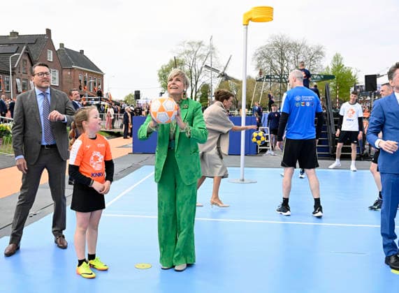 27-04-2026 Koningsdag Dutch royal family during Kingsday in Dokkum, Friesland Princess Laurentien and Prince Constantijn Â  Copyright: xPPEx