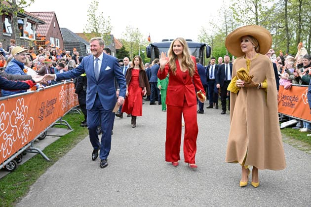 27-04-2026 Koningsdag Dutch royal family during Kingsday in Dokkum, Friesland King Willem-Alexander and Queen Maxima and Princess Amalia and Princess Alexia Â  Copyright: xPPEx