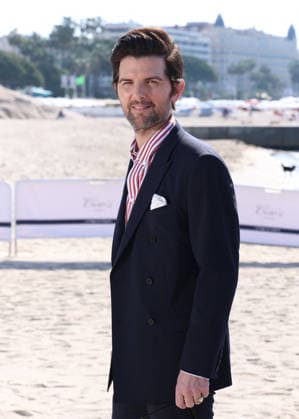 Adam Scott at a photocall on the Majestic beach during the 9th edition of the Canneseries festival in Cannes, April 27, 2026 Denis Guignebourg Bestimage Adam Scott at a photocall on the Majestic beach during the 9th edition of the Canneseries festival in Cannes, April 27, 2026 Cannes France  Copyright: xDenisxGuignebourgx xBestimagexDenisxGuignebourgx xBestimagex