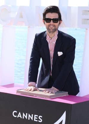 Adam Scott at a photocall on the Majestic beach during the 9th edition of the Canneseries festival in Cannes, April 27, 2026 Denis Guignebourg Bestimage Adam Scott at a photocall on the Majestic beach during the 9th edition of the Canneseries festival in Cannes, April 27, 2026 Cannes France  Copyright: xDenisxGuignebourgx xBestimagexDenisxGuignebourgx xBestimagex