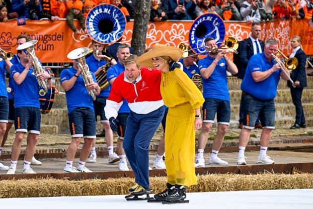 27-04-2026 Koningsdag King Willem-Alexander and Queen Maxima during Kingsday in Dokkum, Friesland Â  Copyright: xPPEx