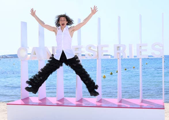 Roman Doduik Photocall Jury competition series courtes sur la plage du Majestic lors de la 9ème édition de CanneSeries à Cannes le 27 Avril 2026 Denis Guignebourg Bestimage Celebrities at the 9th edition of Canneseries in Cannes on 27 04 2026 au photocall du jury Compétition Séries Courtes sur la plage du Majestic lors de la 9ème édition du festival CanneSeries à Cannes, le 27 avril 2026 Denis Guignebourg Bestimage Photocall of the Short Series Competition jury on the Majestic beach during the 9th edition of the Canneseries festival in Cannes, on April 26th, 2026 Cannes France  Copyright: xDenisxGuignebourgx xBestimagexDenisxGuignebourgx xBestimagex