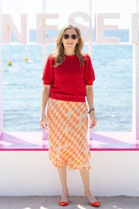 The 9th Canneseries International Festival - Jury Doc Photocall Amy Berg attend JURY DOC Photocall at the 9th Canneseries International Festival at Plage Du Majestic on April 27, 2026 in Cannes, France. Photo by ShootPix ABACAPRESS.COM Cannes France  Copyright: xShootpix ABACAx