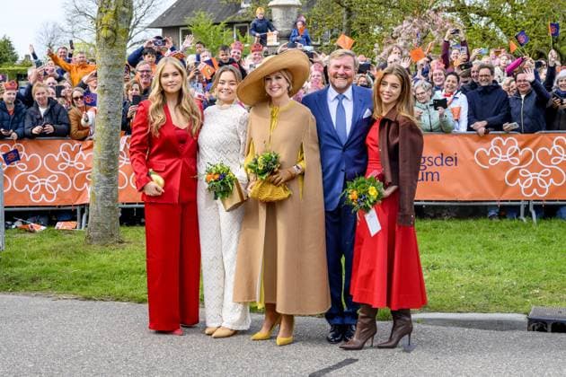 Dokkum, The Netherlands, 2026-04-27 11:08:14 DOKKUM, 27-04-2026 , Dokkum City Centre King Willem-Alexander, Queen Maxima with their daughters Princess Amalia, Princess Alexia and Princess Ariane during King s Day 2026 in Dokkum Photo: NLBeeld Patrick van Emst Credit: NL Beeld Patrick van Emst  Copyright: xx x