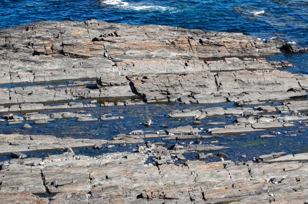Creative Highlights World Landschaft: felsige Küste Grönlands im Atlantik landscape rocky coast of Greenland in the Atlantic Ocean without people (License=RM) Copyright: xZoonar.com SofiiaxPotaninax 24953617
