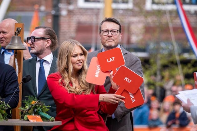 Prinses Amalia tijdens de quiz in Dokkum DOKKUM - Koningsdag wordt in Dokkum in Friesland gevierd door de Koninklijke familie. Credit : Frank van Beek CC Dokkum Nederland  Copyright: xx FrankxvanxBeekx xCCx