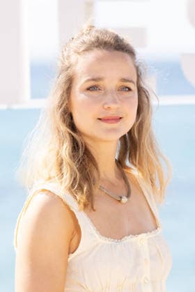 This Is Not A Murder Mystery Photocall - The 9th Canneseries International Festival Florence Hall attends the This Is Not A Murder Mystery Photocall at the 9th Canneseries International Festival at Plage Du Majestic on April 27, 2026 in Cannes, France. Photo by Shootpix ABACAPRESS.COM Cannes France  Copyright: xShootpix ABACAx