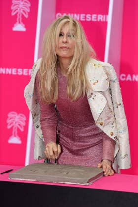 April 27, 2026, Cannes, France: Judith Light is honored with handprints on the Pink Capet, during the 9th Canneseries International Festival. Cannes France - ZUMAs197 20260427_aaa_s197_108 Copyright: xGianluigixJoriox