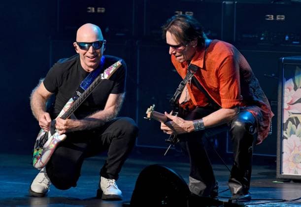 Joe Satriani, Steve Vai on stage for SatchVai Band Surfing With the Hydra 2026 Tour, Atlanta Symphony Hall, Atlanta, GA, April 27, 2026. Photo By: Derek Storm Everett Collection SatchVai Band Surfing With the Hydra 2026 Tour PUBLICATIONXNOTxINxCANxCHNxFRAxITAxJPNxNORxPOLxRUSxESPxUKxUSA