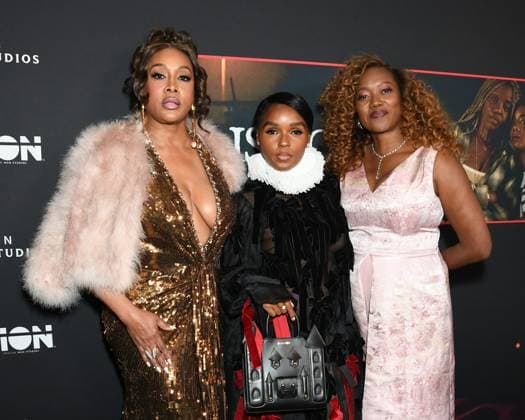 Vivica A. Fox, Janelle Monae, Erika Alexander at arrivals for IS GOD IS Premiere, Brooklyn Academy of Music (BAM) Rose Cinema, New York, NY, April 27, 2026. Photo By: Quoin Pics Everett Collection IS GOD IS Premiere PUBLICATIONXNOTxINxCANxCHNxFRAxITAxJPNxNORxPOLxRUSxESPxUKxUSA