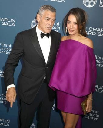 April 27, 2026, New York, New York, USA: Actor GEORGE CLOONEY and his wife Lebanese-British international human rights lawyer AMAL CLOONEY wearing a Balenciaga dress seen during the 51st Annual Chaplin Award Gala honoring George Clooney red carpet arrivals held at Alice Tully Hall at Lincoln Center. New York USA  - ZUMAk03_ 20260427_zaf_k03_090 Copyright: xNancyxKaszermanx