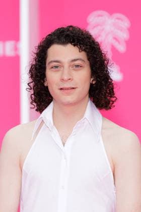 Pink Carpet - The 9th Canneseries International Festival - Day 5 Roman Doduik attends the Day Five of the 9th Canneseries International Festival on April 27, 2026 in Cannes, France. Photo by ShootPix ABACAPRESS.COM Cannes France  Copyright: xShootpix ABACAx