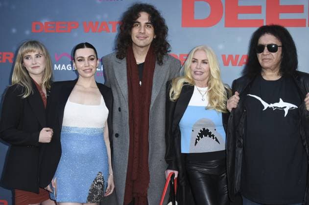 Gene Simmons, Shannon Tweed, Nick Simmons, Sophie Simmons at arrivals for DEEP WATER Premiere, Paramount Theater, Los Angeles, CA, April 27, 2026. Photo By: Elizabeth Goodenough Everett Collection DEEP WATER Premiere PUBLICATIONXNOTxINxCANxCHNxFRAxITAxJPNxNORxPOLxRUSxESPxUKxUSA
