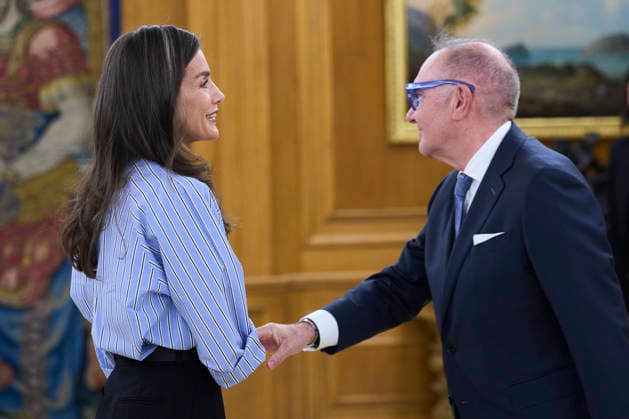 28-04-2026 Madrid Queen Letizia during as meeting with members of the Carlos I chair of public policy and a group of experts from the Legislative Observatory for rare diseases and orphan drugs at Zarzuela palace in Madrid. No Spain Â  Copyright: xPPEx