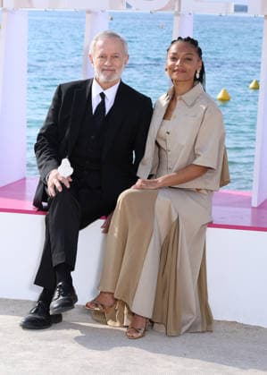 Francis Huster et Philypa Phoenix Photocall for the series Zodiac during the 9th edition of the CanneSeries festival in Cannes, on April 28, 2026 Denis Guignebourg Bestimage Photocall for the series Zodiac during the 9th edition of the CanneSeries festival in Cannes, on April 28, 2026  Copyright: xDenisxGuignebourgx xBestimagexDenisxGuignebourgx xBestimagex