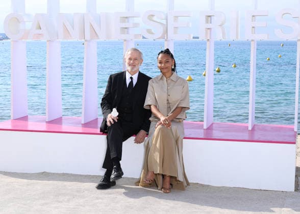 Francis Huster et Philypa Phoenix Photocall for the series Zodiac during the 9th edition of the CanneSeries festival in Cannes, on April 28, 2026 Denis Guignebourg Bestimage Photocall for the series Zodiac during the 9th edition of the CanneSeries festival in Cannes, on April 28, 2026 Cannes France  Copyright: xDenisxGuignebourgx xBestimagexDenisxGuignebourgx xBestimagex