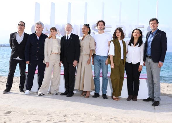 Alex Doux, Francis Huster, Erika Sainte, Lannick Gautry, Zoi Severin, Philypa Phoenix et Bruno Garcia Photocall for the series Zodiac during the 9th edition of the CanneSeries festival in Cannes, on April 28, 2026 Denis Guignebourg Bestimage Photocall for the series Zodiac during the 9th edition of the CanneSeries festival in Cannes, on April 28, 2026 Cannes France  Copyright: xDenisxGuignebourgx xBestimagexDenisxGuignebourgx xBestimagex