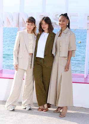 Erika Sainte, Zoi Severin et Philypa Phoenix Photocall for the series Zodiac during the 9th edition of the CanneSeries festival in Cannes, on April 28, 2026 Denis Guignebourg Bestimage Photocall for the series Zodiac during the 9th edition of the CanneSeries festival in Cannes, on April 28, 2026 Cannes France  Copyright: xDenisxGuignebourgx xBestimagexDenisxGuignebourgx xBestimagex