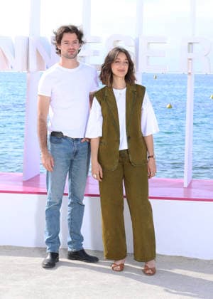 Alex Doux et Zoi Severin Photocall for the series Zodiac during the 9th edition of the CanneSeries festival in Cannes, on April 28, 2026 Denis Guignebourg Bestimage Photocall for the series Zodiac during the 9th edition of the CanneSeries festival in Cannes, on April 28, 2026 Cannes France  Copyright: xDenisxGuignebourgx xBestimagexDenisxGuignebourgx xBestimagex